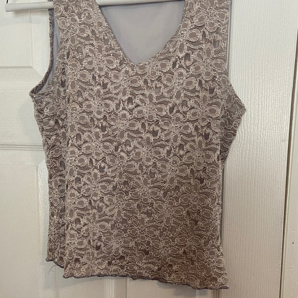 Elegant Lace Sleeveless Top